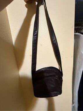 Enzo Leather Crossbody Bag - Dark Brown